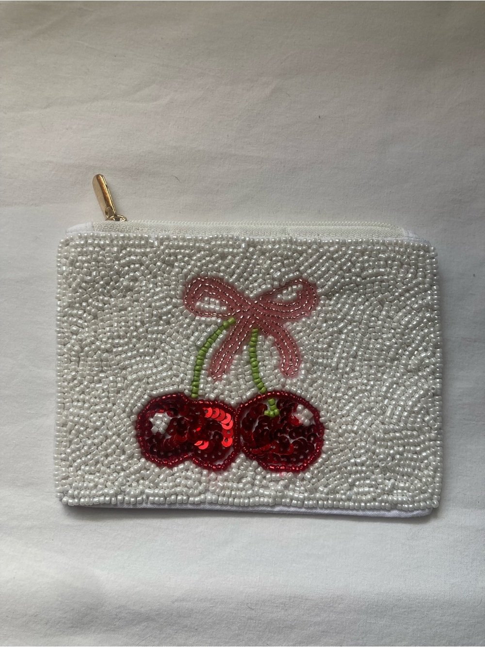 Beaded Cherry Coin Purse - Seed Bead Pair of Cherries with Pink Bow - Picture 1 of 10